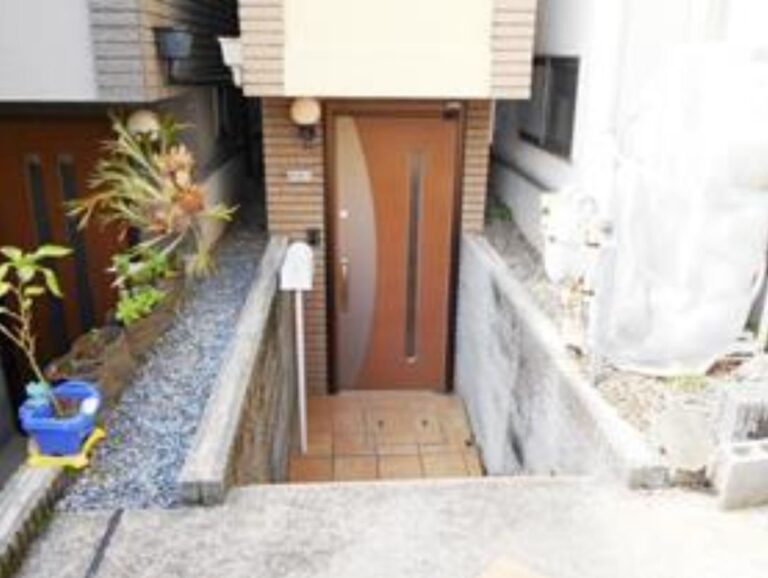 世田谷区松原4丁目の戸建の写真